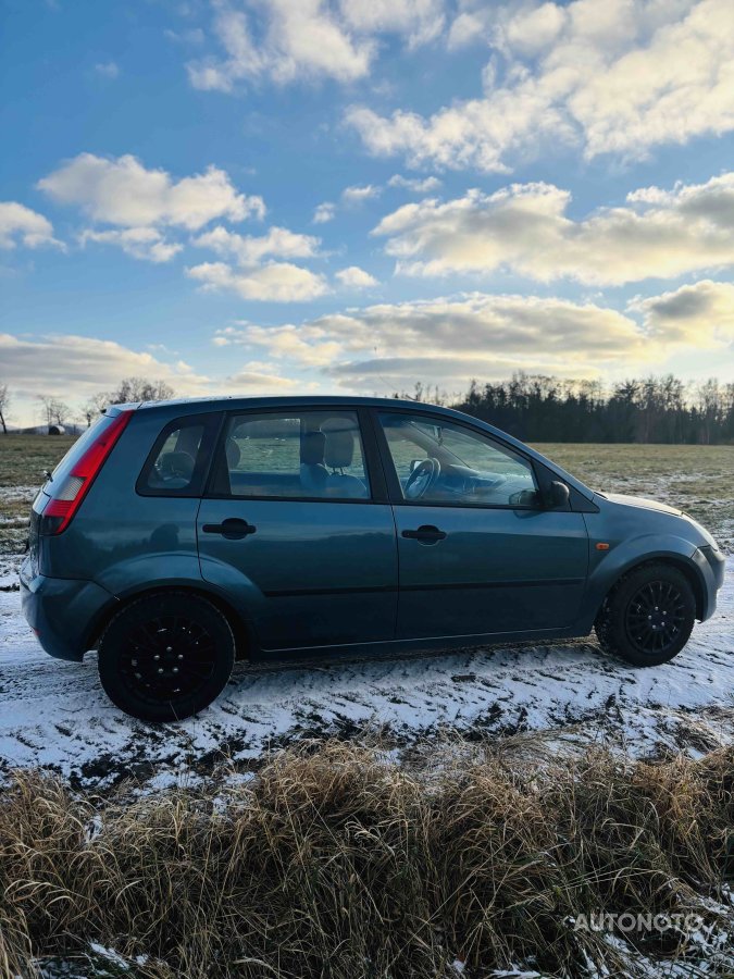 Ford Fiesta, 2003 - pohled č. 4