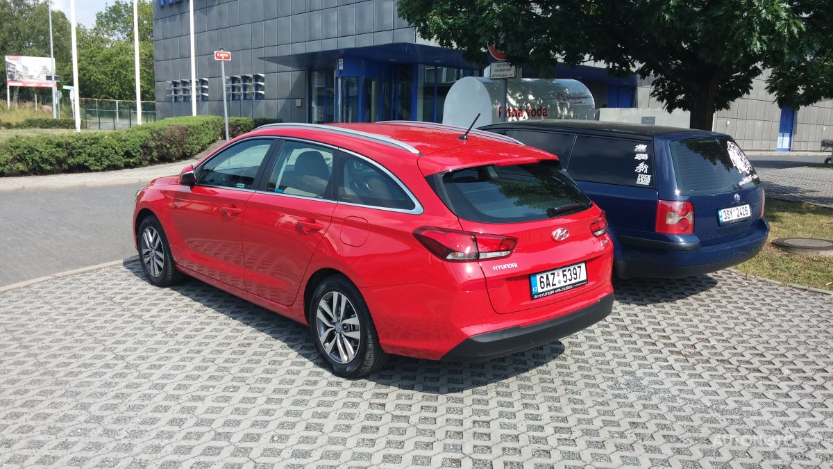 Hyundai i30, 2018 - pohled č. 2