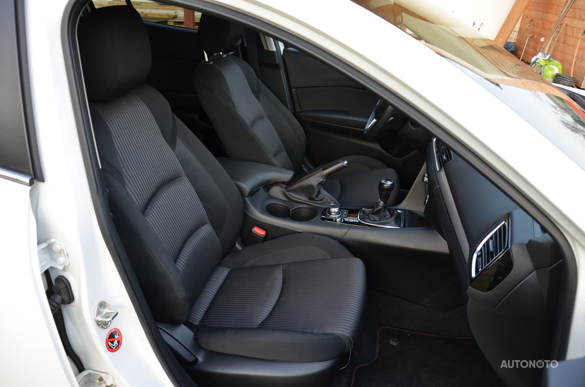 Mazda 3, 2014 - pohled č. 12