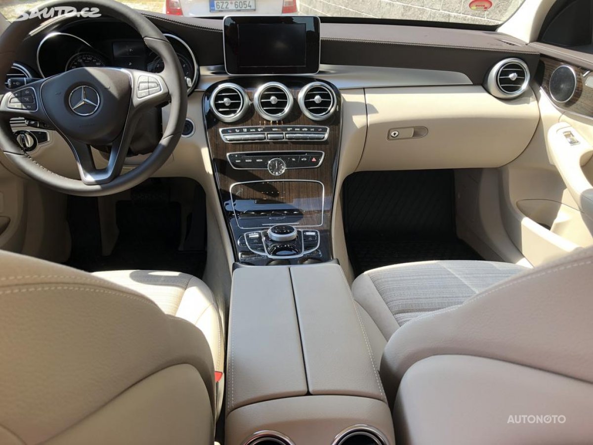Mercedes-Benz Třídy C, 2016 - pohled č. 5
