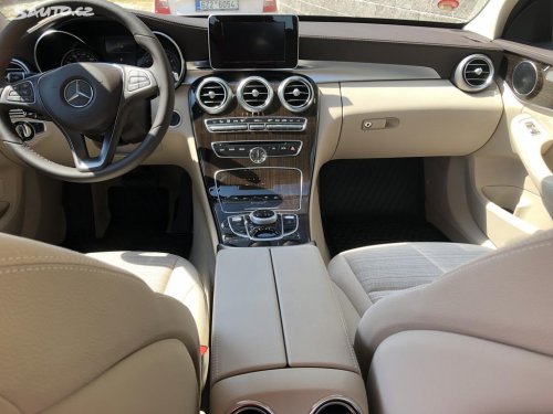 Mercedes-Benz Třídy C, 2016 - pohled č. 5