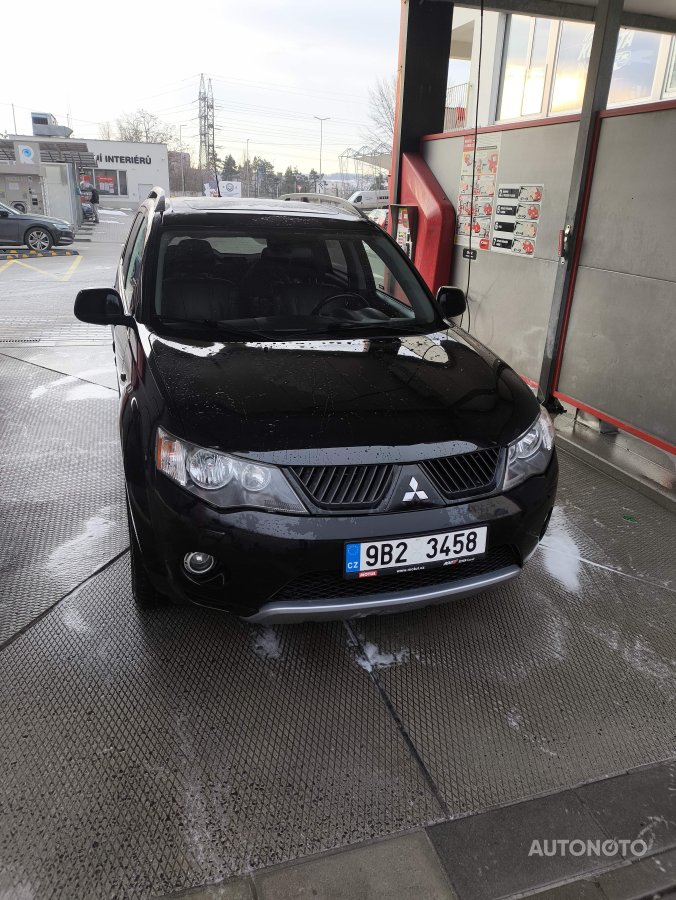 Mitsubishi Outlander, 2009 - celkový pohled